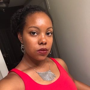 Meet your Posher, Courtney